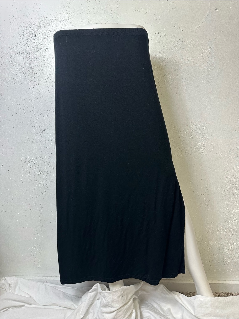 Brandy Melville Black Maxi Tube Skirt